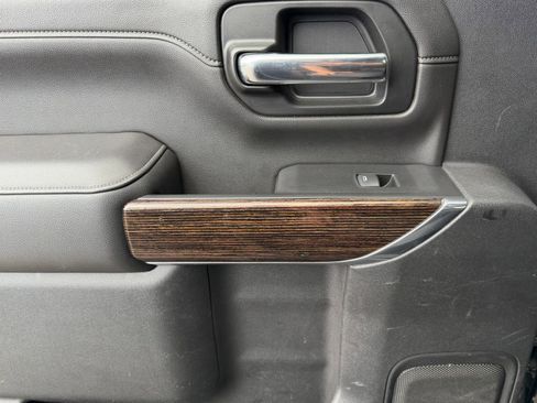 Used 2020 GMC Sierra 3500 SLE w/ SLE Value Package image 28