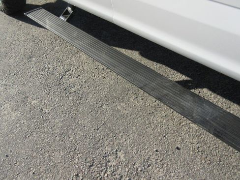 Used 2020 Ford F250 XLT w/ XLT Premium Package image 13