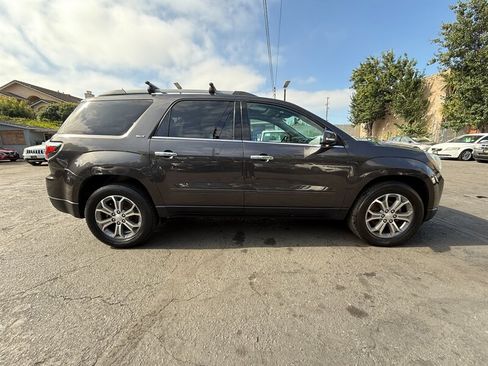 Used 2014 GMC Acadia SLT FWD image 4