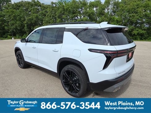 New 2026 Chevrolet Traverse LT FWD image 6