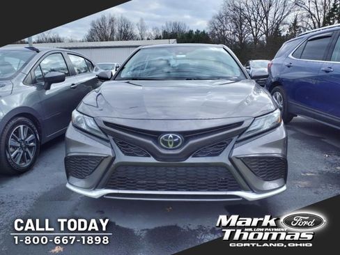 Used 2022 Toyota Camry XSE image 2