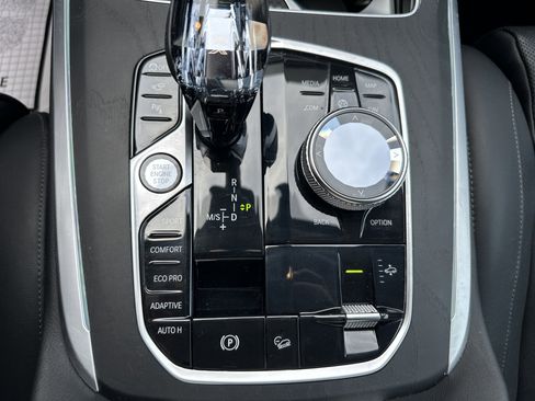 Certified 2022 BMW X7 xDrive40i w/ Executive Package image 16