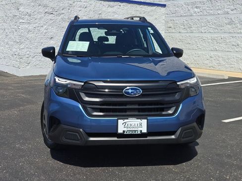 Certified 2025 Subaru Forester AWD/4WD image 4