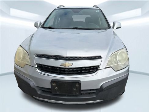 Used 2012 Chevrolet Captiva Sport LS image 2
