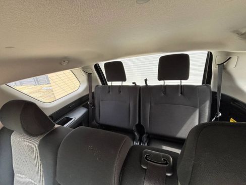 Used 2014 Toyota 4Runner SR5 AWD/4WD image 13