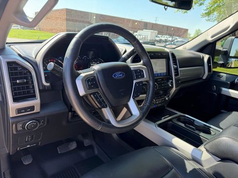 Used 2021 Ford F250 Lariat w/ Lariat Value Package AWD/4WD image 22