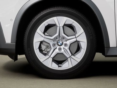 New 2026 BMW X1 xDrive28i w/ Technology Package image 7