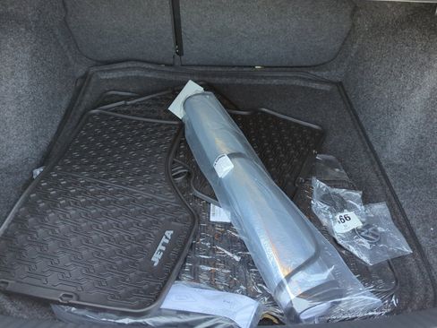 New 2025 Volkswagen Jetta SEL image 32