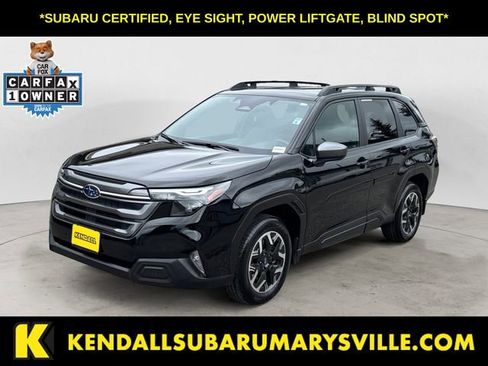 Certified 2025 Subaru Forester Premium AWD/4WD image 1