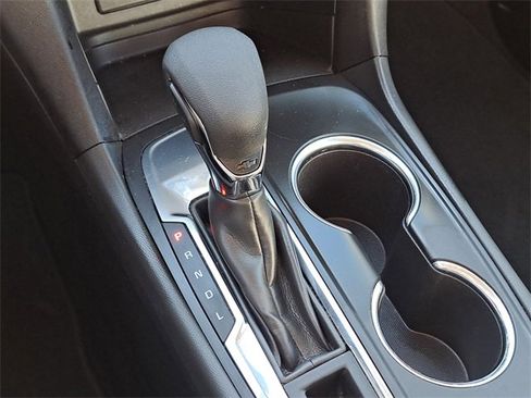 Used 2023 Chevrolet Equinox LS image 16