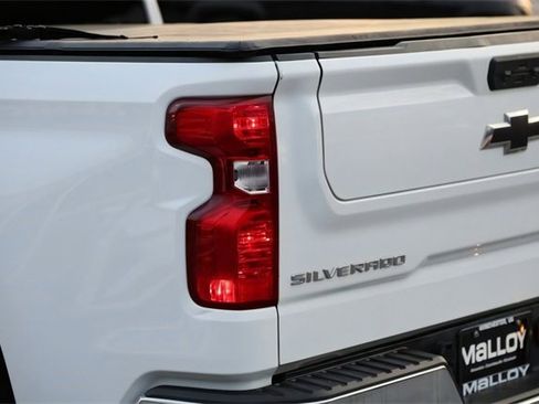 Used 2022 Chevrolet Silverado 1500 LT w/ Protection Package image 7