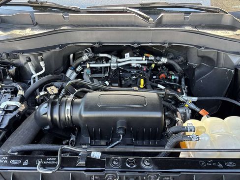 Used 2022 Ford Explorer 4WD image 8