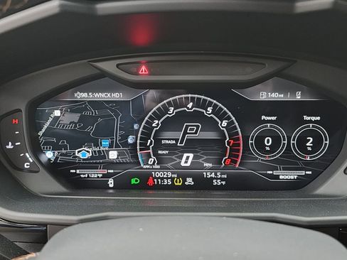 Used 2022 Lamborghini Urus image 15