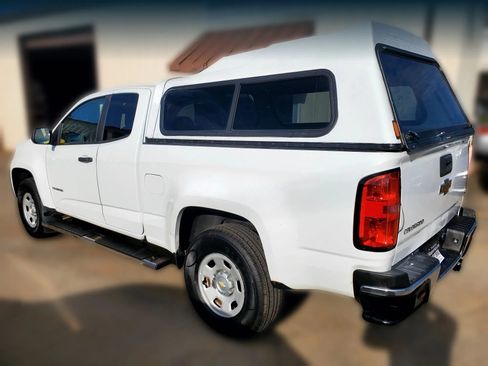 Used 2018 Chevrolet Colorado W/T RWD image 5
