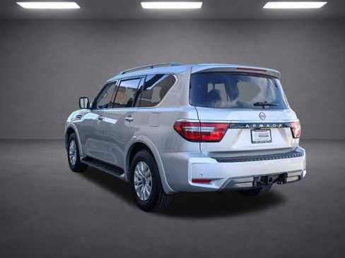 Used 2022 Nissan Armada SV image 6