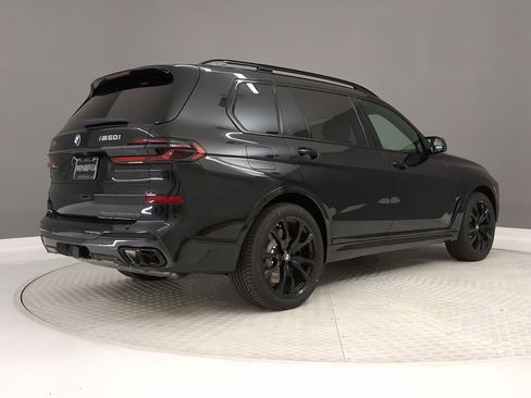 New 2026 BMW X7 M60i w/ Executive Package image 7