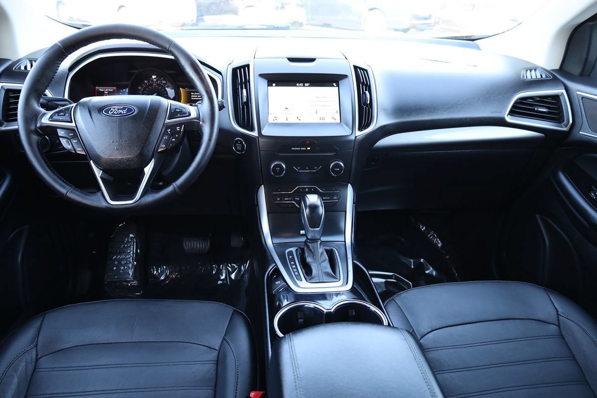 Used 2018 Ford Edge SEL FWD image 20