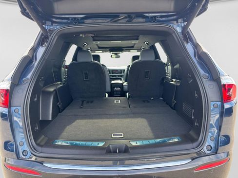 Used 2023 Buick Enclave Essence w/ Experience Buick Package AWD/4WD image 19