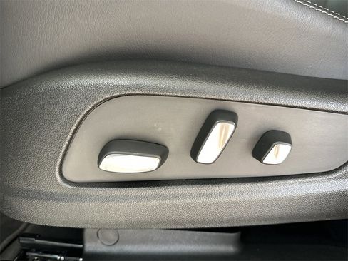 New 2026 Cadillac XT5 Premium Luxury w/ Driver Assist Package image 16