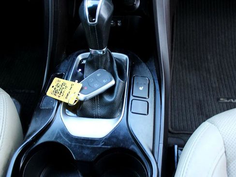 Used 2017 Hyundai Santa Fe Sport image 25