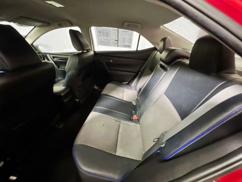 Used 2018 Toyota Corolla SE image 28