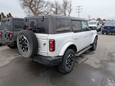 Used 2023 Ford Bronco Outer Banks image 4