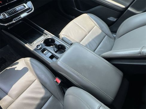 Used 2024 Lincoln Corsair Grand Touring w/ Equipment Group 301A image 30