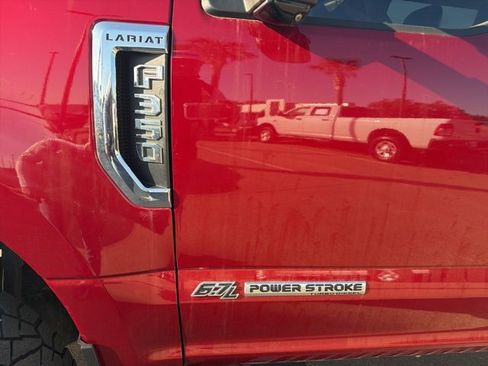 Used 2019 Ford F350 Lariat w/ Lariat Value Package image 9