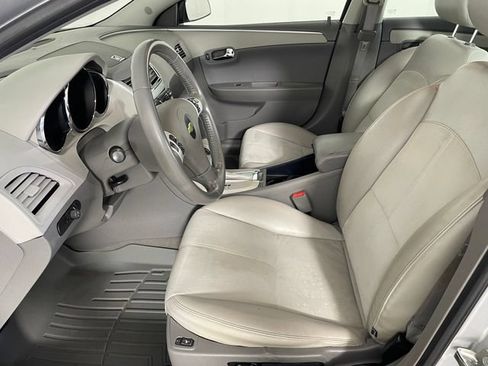 Used 2012 Chevrolet Malibu LT FWD image 2