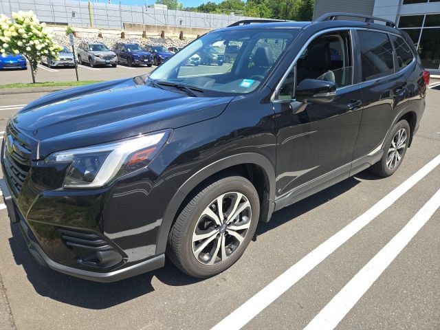 Used 2023 Subaru Forester Limited AWD/4WD image 11