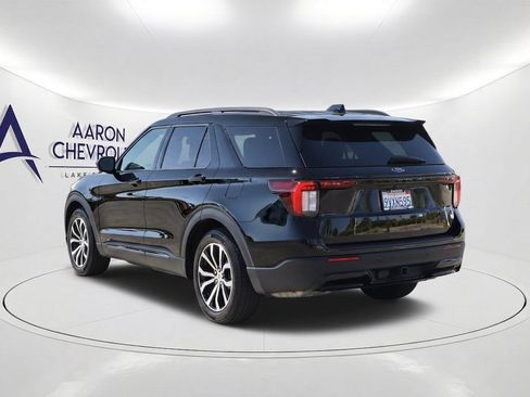 Used 2025 Ford Explorer ST-Line w/ Premium Package RWD image 7