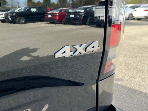 New 2026 Nissan Frontier SV w/ All-Weather Content Package image 14