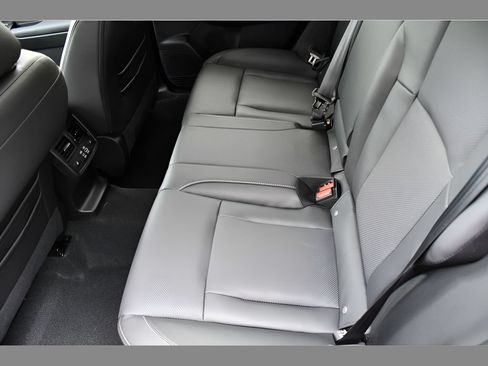 New 2026 Subaru Outback Limited AWD/4WD image 15
