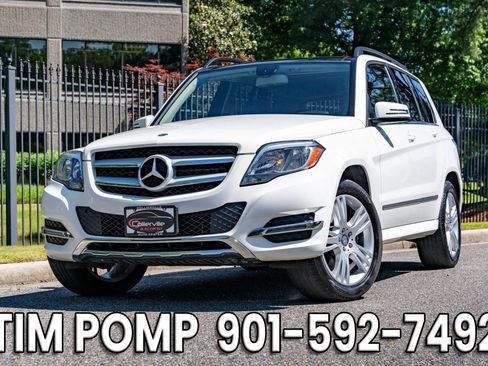 Used 2015 Mercedes-Benz GLK 350 4MATIC image 2