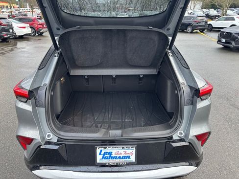 Used 2024 Buick Envista Sport Touring w/ Convenience I Package image 11