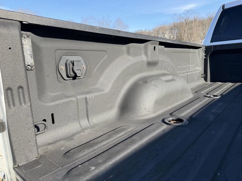 Used 2016 RAM 3500 Laramie image 12