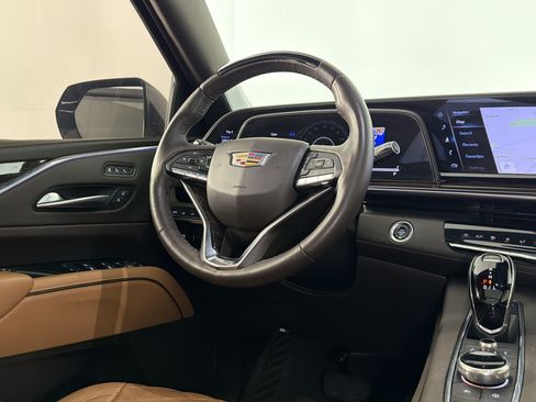 Used 2023 Cadillac Escalade Sport w/ Touring Package RWD image 27