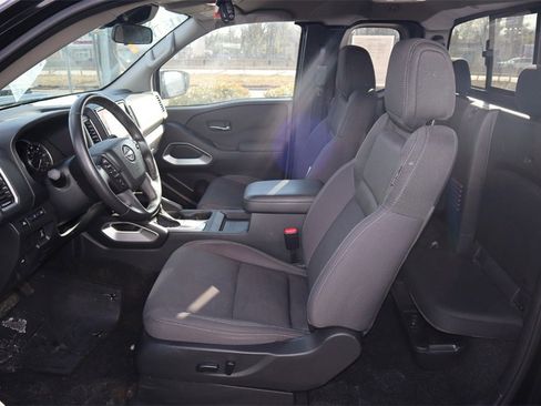 Certified 2024 Nissan Frontier SV w/ SV Convenience Package image 17