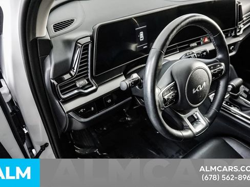 Used 2025 Kia Sportage EX FWD image 34