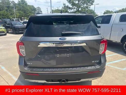 Used 2023 Ford Explorer XLT w/ Equipment Group 202A AWD/4WD image 5