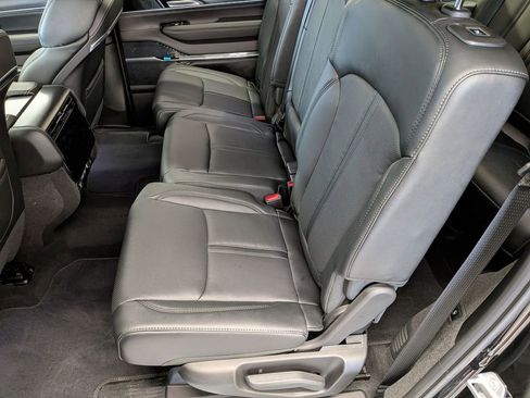 New 2026 Jeep Grand Wagoneer Summit w/ Premium Group III AWD/4WD image 27