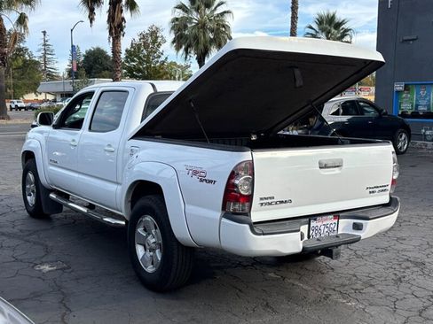 Used 2009 Toyota Tacoma PreRunner image 8