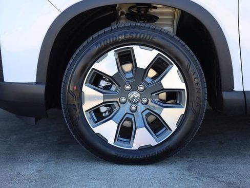 New 2026 Honda Pilot Elite image 9