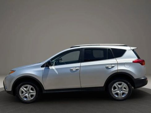 Used 2014 Toyota RAV4 LE AWD/4WD image 8