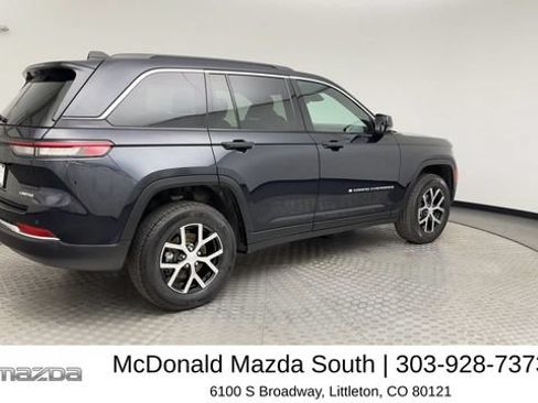 Used 2024 Jeep Grand Cherokee Limited AWD/4WD image 2