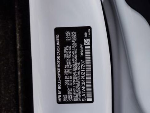 Used 2023 Rolls-Royce Cullinan w/ Cullinan Package image 49