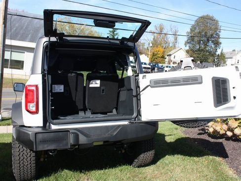 New 2025 Ford Bronco 2-Door w/ Sasquatch Package image 7