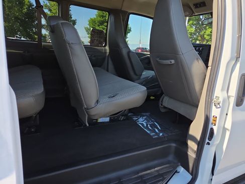 Used 2023 Chevrolet Express 3500 LT w/ LT Preferred Equipment Group RWD image 20