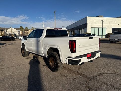 Used 2024 GMC Sierra 1500 AT4 w/ Technology Package image 7