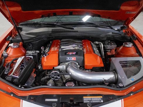 Used 2010 Chevrolet Camaro SS w/ RS Package image 16